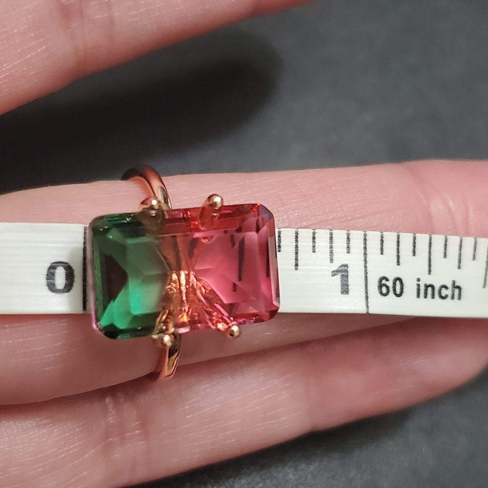 Gold tone pink & green stone ring - Picture 6 of 8